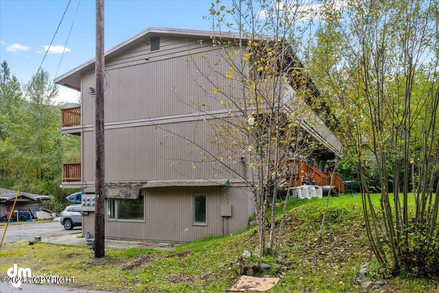 15815 Old Glenn Hwy, Eagle River, AK for sale - Building Photo - Image 3 of 4