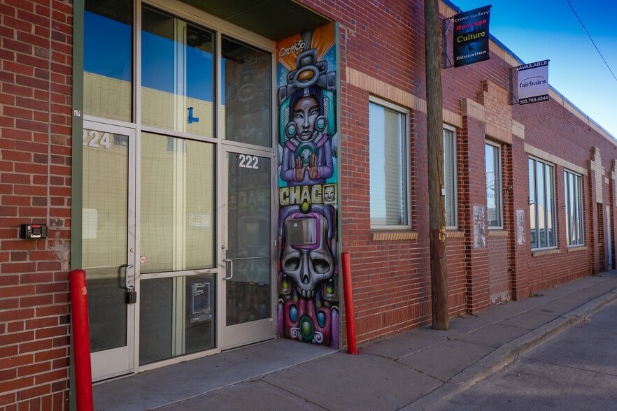 242 Santa Fe Dr, Denver, CO for sale - Building Photo - Image 2 of 3