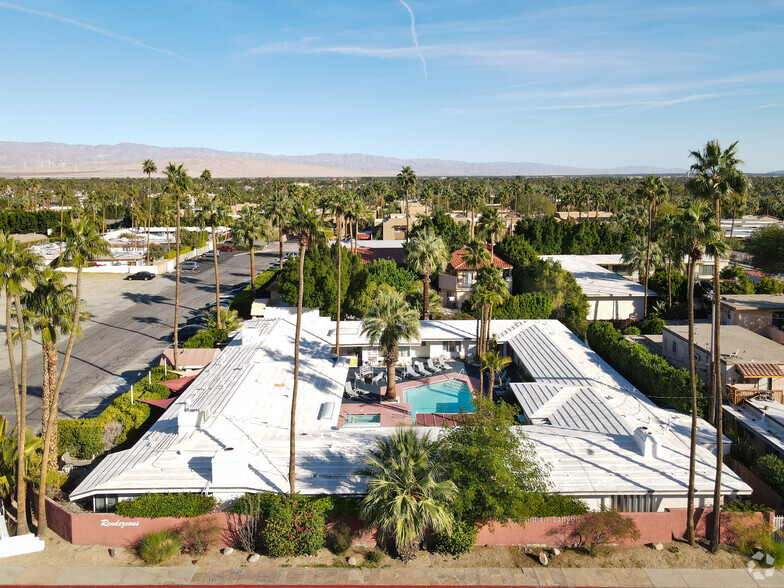 1420 N Indian Canyon Dr, Palm Springs, CA à vendre - Photo du bâtiment - Image 1 de 1