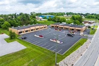 2811-2813 E Prospect Rd, York, PA for lease Interior Photo- Image 2 of 8