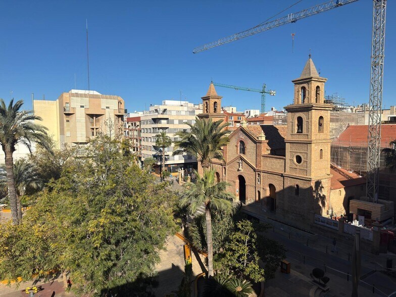Constitucion de, 7, Torrevieja, Alicante à vendre - Photo principale - Image 1 de 24