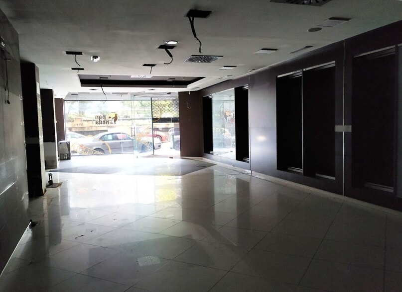 Retail in A Coruña, La Coruna for lease - Building Photo - Image 1 of 18