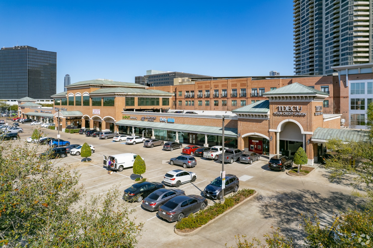 3800 Southwest Fwy, Houston, TX for lease Primary Photo- Image 1 of 10