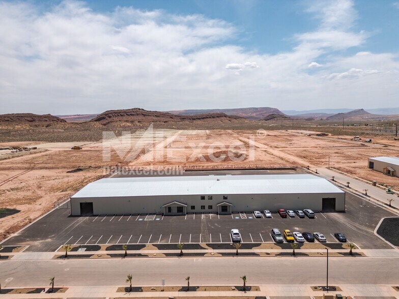 720 S Regional Park Rd, Hurricane, UT à vendre - Photo du bâtiment - Image 2 de 11