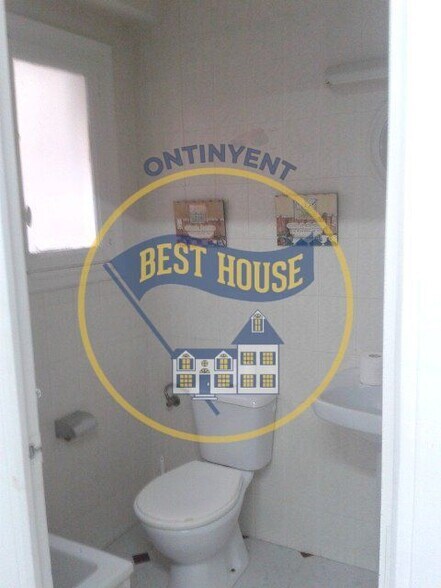 Retail in València for sale - Building Photo - Image 2 of 8