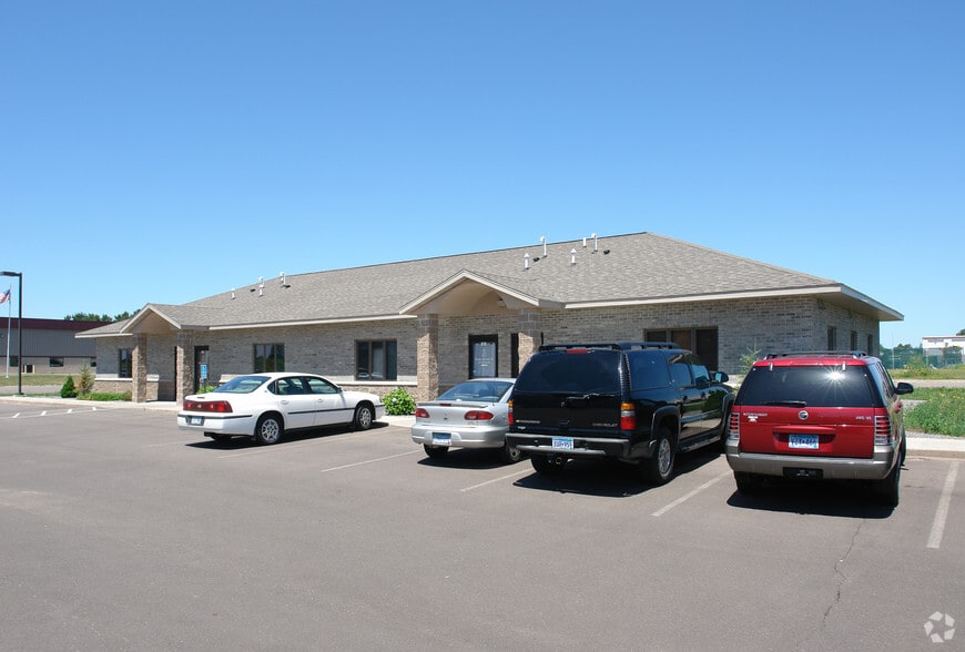 2 Enterprise Ave, Isanti, MN for sale - Building Photo - Image 2 of 5