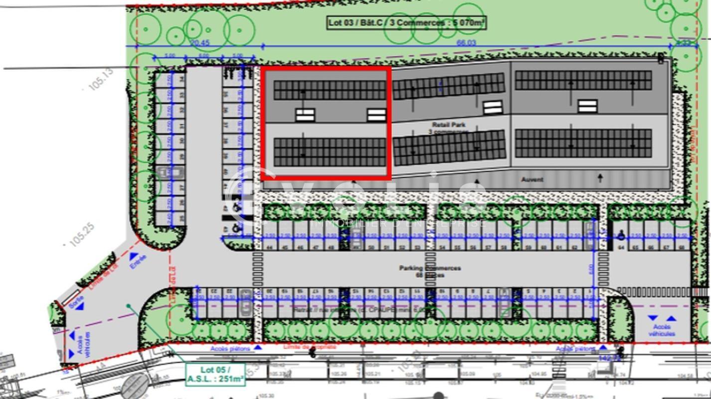 Retail in Fontenay-Trésigny for lease Building Photo- Image 1 of 5