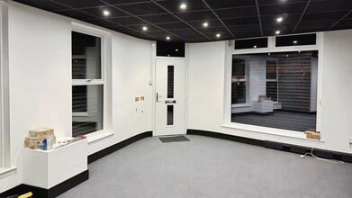 52 Princess St, Leigh for lease Interior Photo- Image 1 of 4