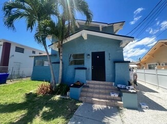 Plus de détails pour 236 SW 10th Ave, Miami, FL - Multi-résidentiel à vendre