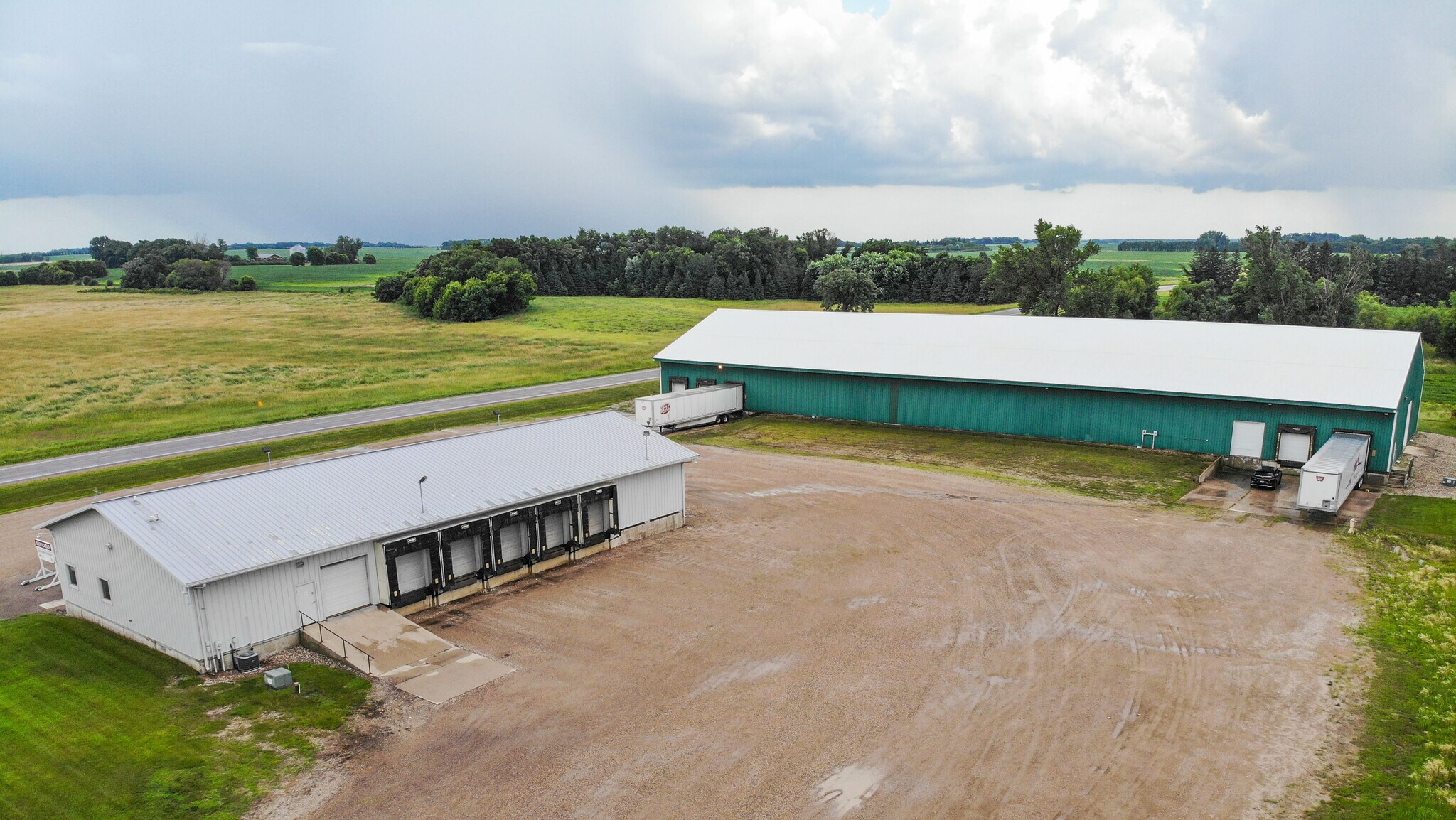 4493 US-12, Willmar, MN à louer Photo du bâtiment- Image 1 de 15