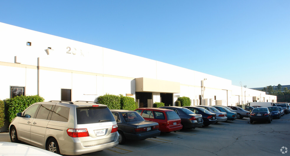 20600 Gramercy Pl, Torrance, CA for lease - Building Photo - Image 3 of 4