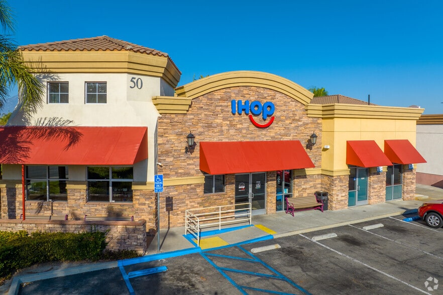 50 Rio Rancho Rd, Pomona, CA for sale - Primary Photo - Image 1 of 10