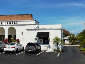 4444 Tamiami Trl N, Naples, FL for lease Building Photo- Image 1 of 6