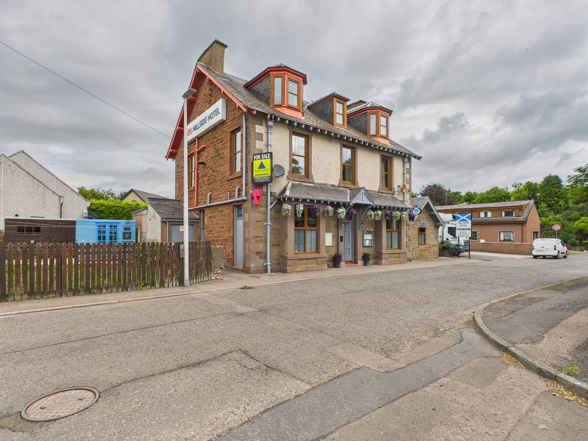 15 Sinclair Gdns, Montrose for sale Building Photo- Image 1 of 9