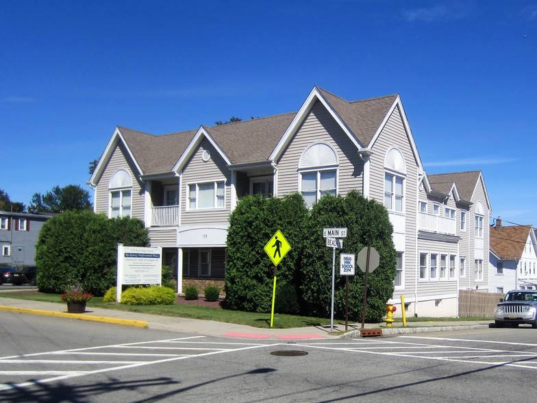 170 E Main St, Rockaway, NJ à vendre - Photo du bâtiment - Image 1 de 1