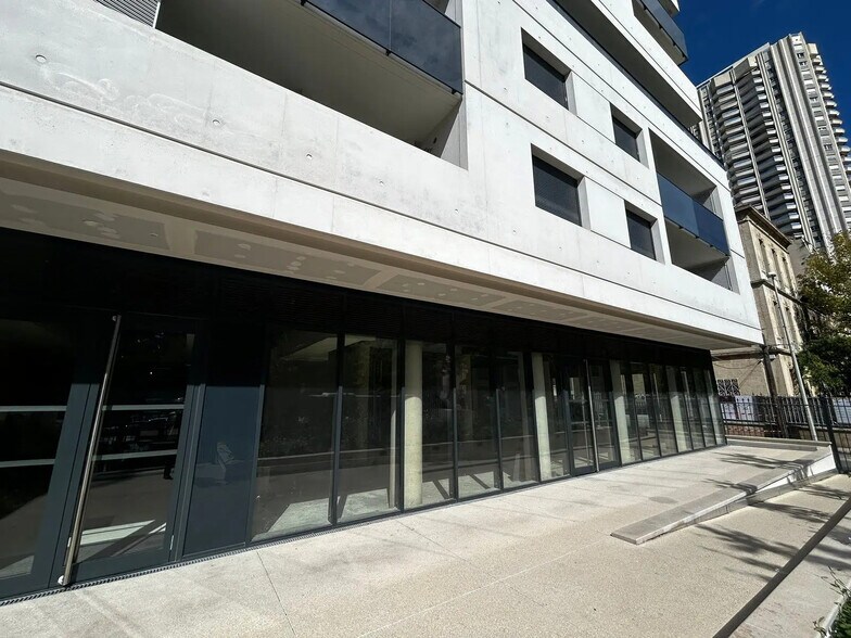 344 Avenue Du Prado, Marseille à louer - Photo du bâtiment - Image 3 de 6