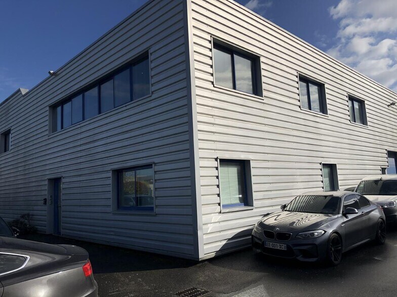 Flex dans Grigny à louer - Photo du bâtiment - Image 2 de 8