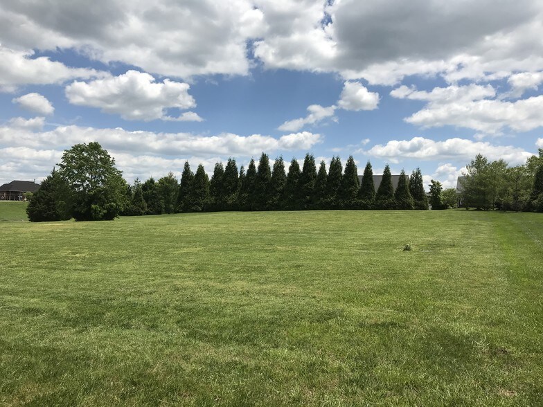 385 Devon Chase, Gallatin, TN à vendre - Photo du bâtiment - Image 2 de 6