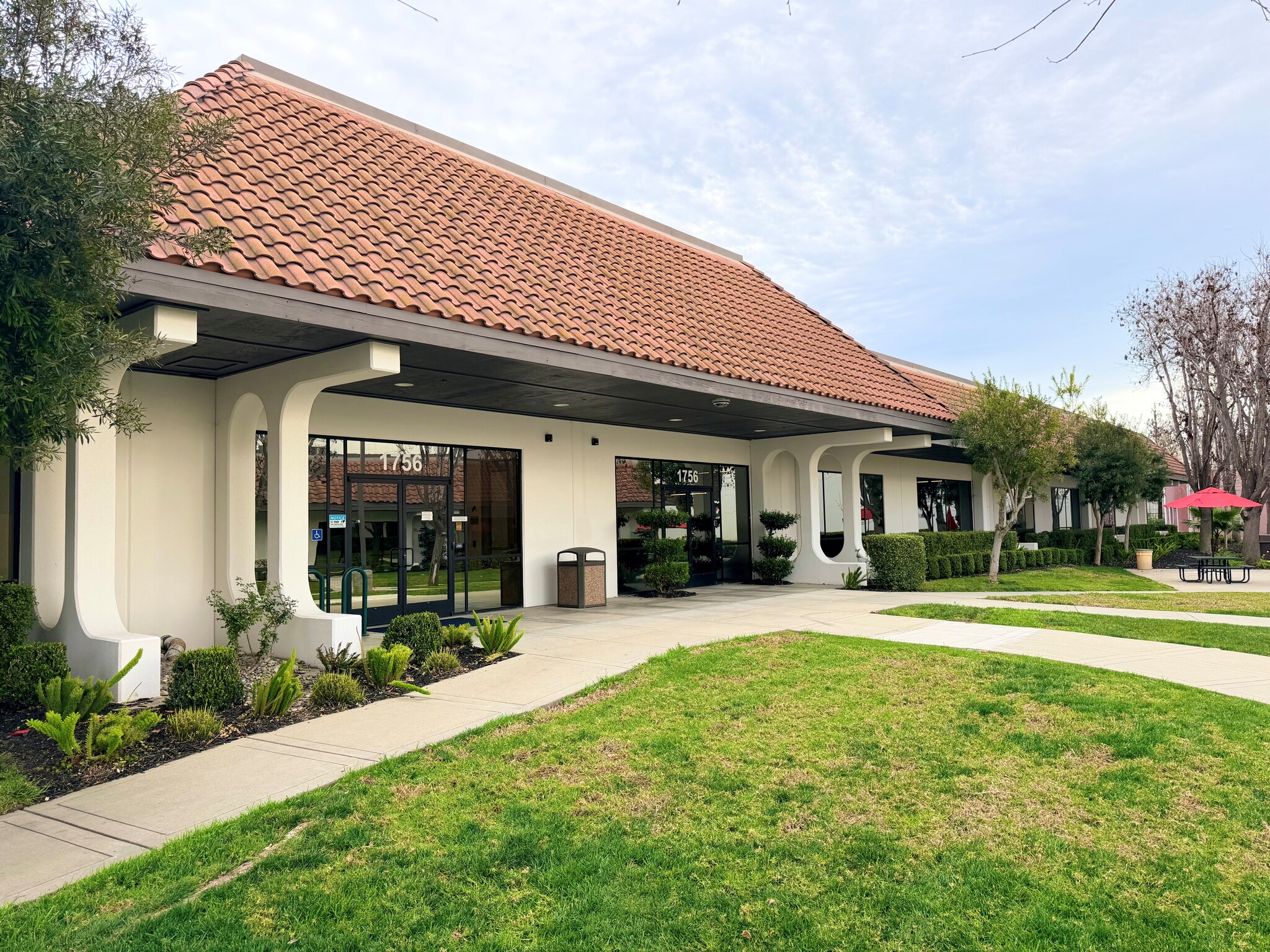 1756-1758 Automation Pky, San Jose, CA à louer Photo intérieure- Image 1 de 8