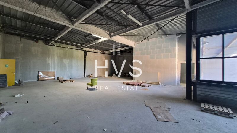 2 Rue Gérard Toulon, Vitrolles for lease - Interior Photo - Image 3 of 10