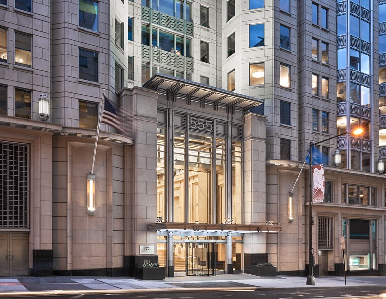 555 12th St NW, Washington, DC à louer - Photo du bâtiment - Image 3 de 11