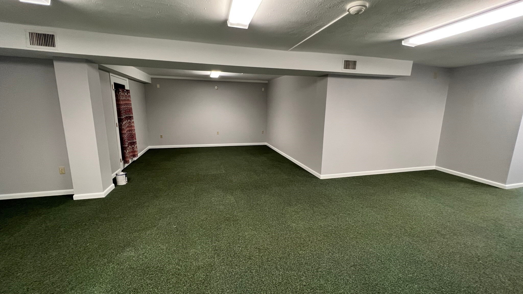 185 W State St, Granby, MA à louer Photo intérieure- Image 1 de 2