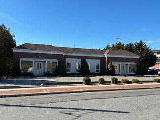 Plus de détails pour 20 John St, Amityville, NY - Bureau/Commerce de détail à louer