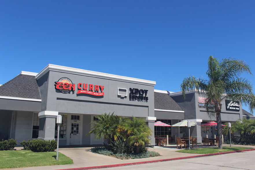 7305-7373 Clairemont Mesa Blvd, San Diego, CA for lease - Building Photo - Image 2 of 10