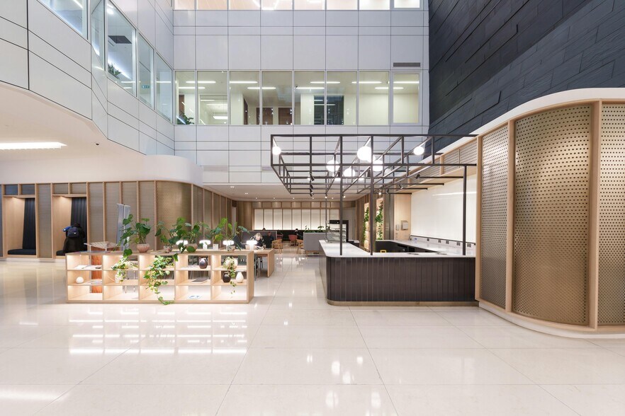 133 Houndsditch, Londres à louer - Photo du bâtiment - Image 3 de 8