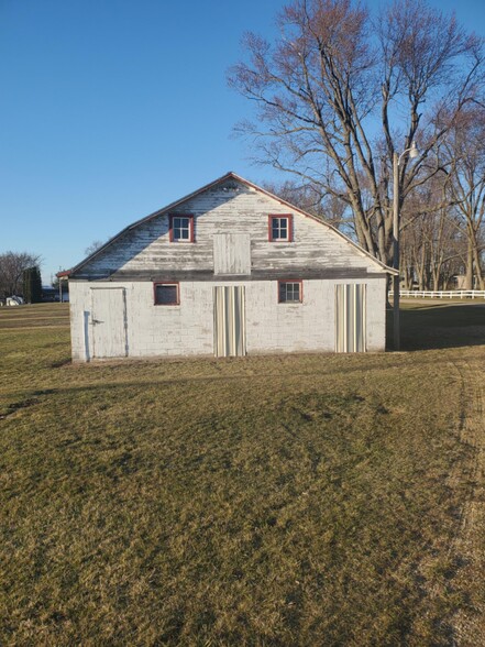 404 Willow St, Forreston, IL à vendre - Photo du bâtiment - Image 3 de 16