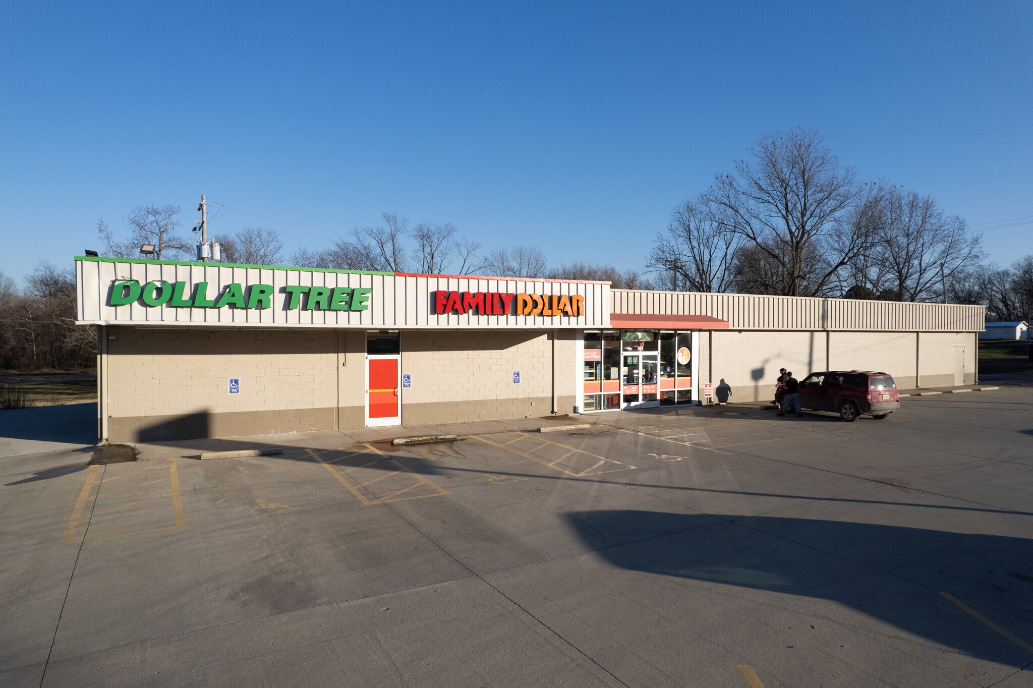 709 N Court St, Grayville, IL for sale Primary Photo- Image 1 of 7