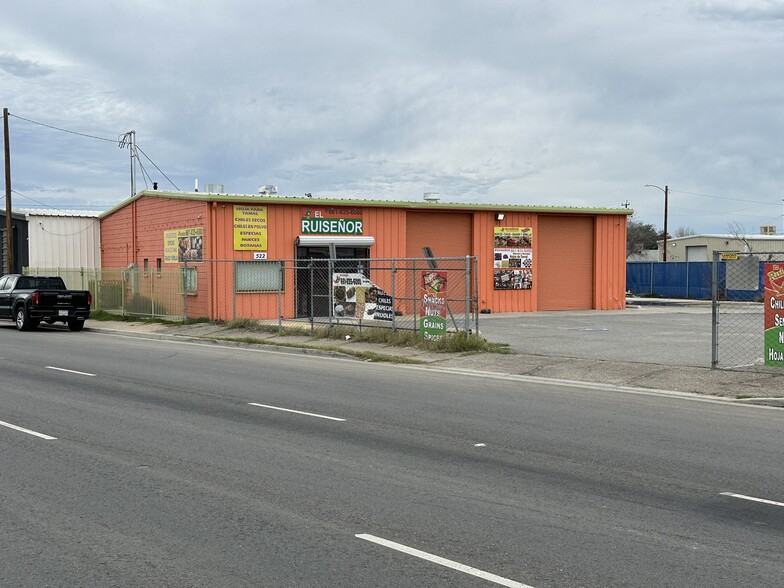 518-522 E California Ave, Bakersfield, CA à louer - Photo du bâtiment - Image 3 de 5