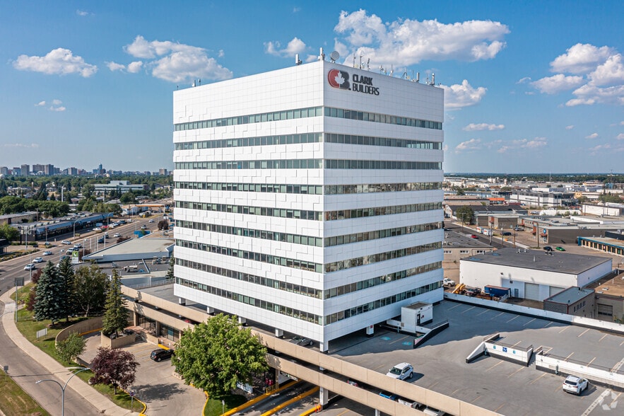 5555 Calgary Trl, Edmonton, AB à vendre - Photo du bâtiment - Image 1 de 1