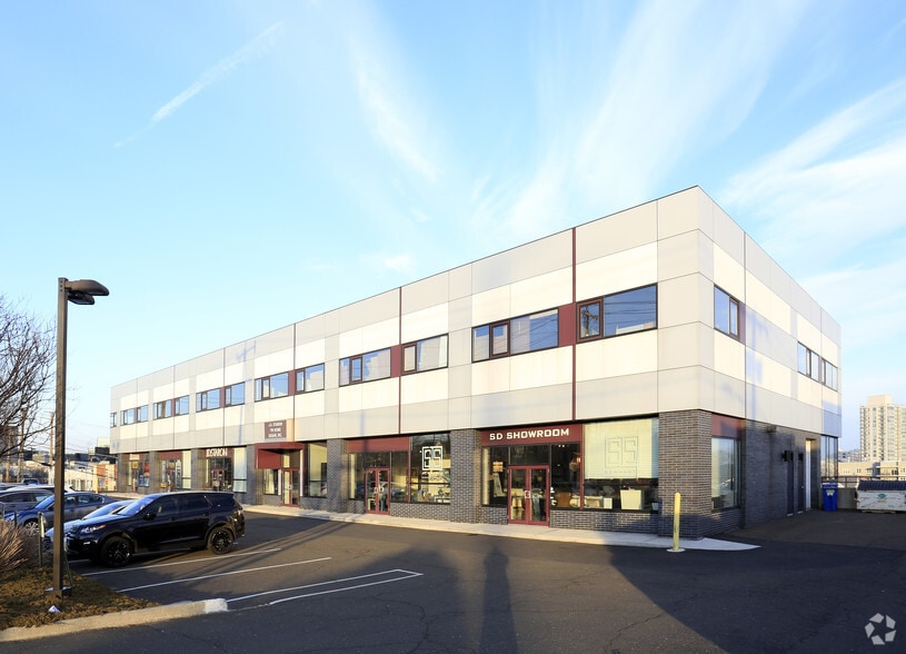 330 Fairfield Ave, Stamford, CT for lease - Primary Photo - Image 2 of 4