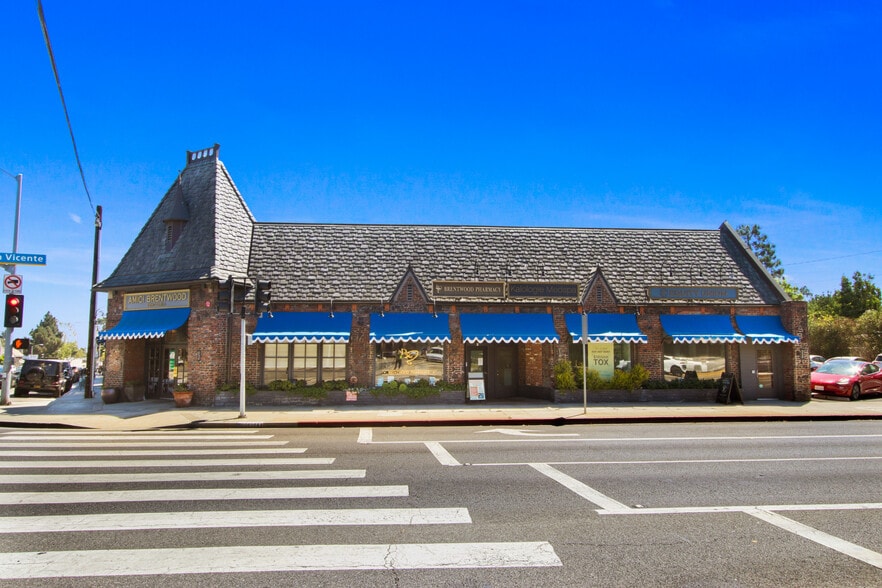 2528-2538 San Vicente Blvd, Santa Monica, CA for lease - Building Photo - Image 3 of 8