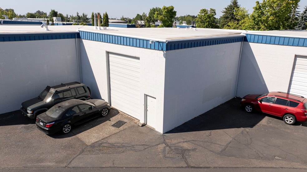 1000 Bertelsen Rd, Eugene, OR for sale - Building Photo - Image 3 of 4