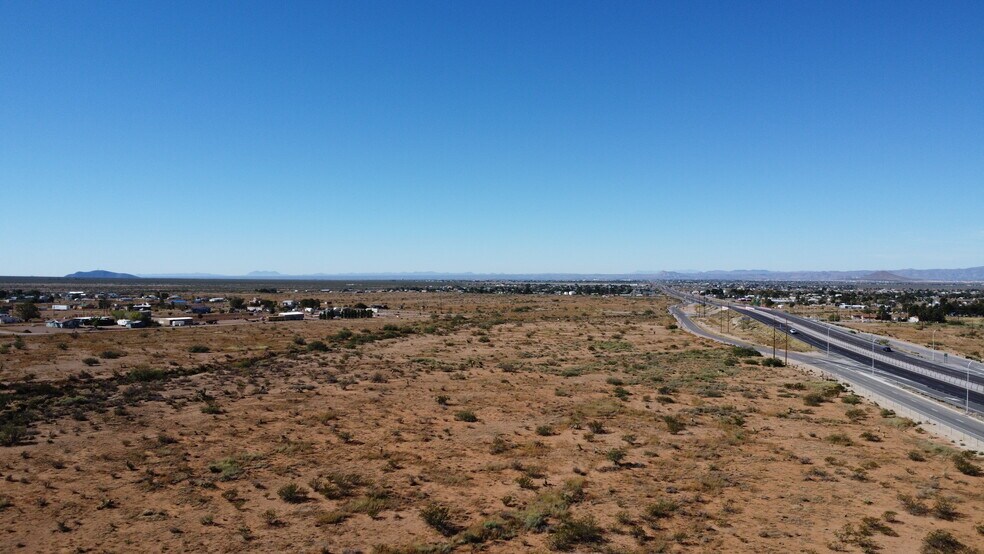 10600 Bataan Memorial, Las Cruces, NM for sale - Building Photo - Image 2 of 12