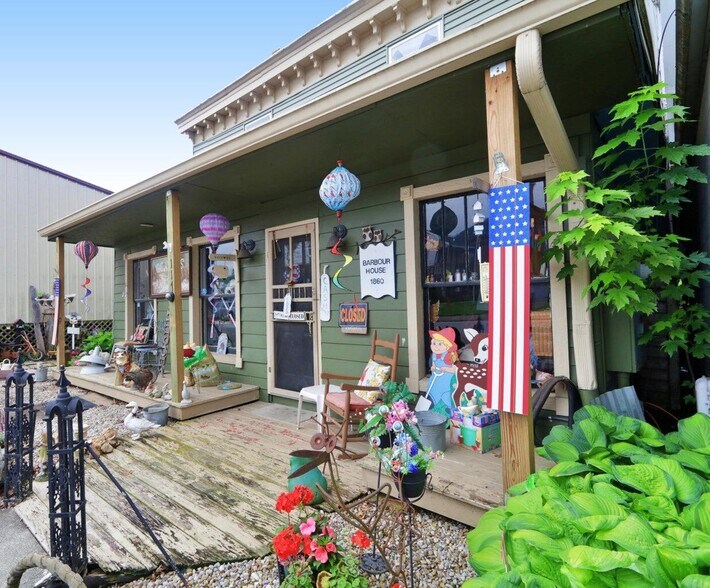 117 W Shelby St, Falmouth, KY à vendre - Photo du bâtiment - Image 2 de 15