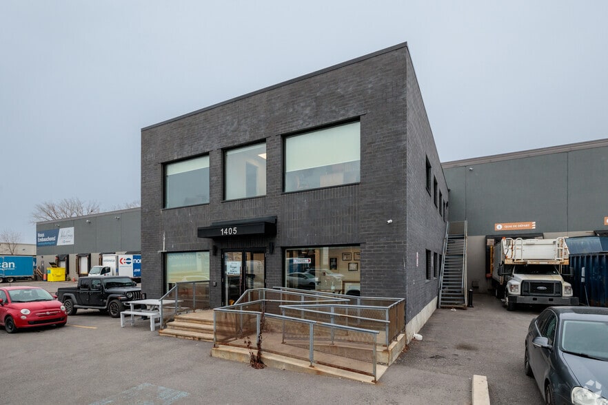 1375-1405 Boul Hymus, Dorval, QC for lease - Primary Photo - Image 1 of 3