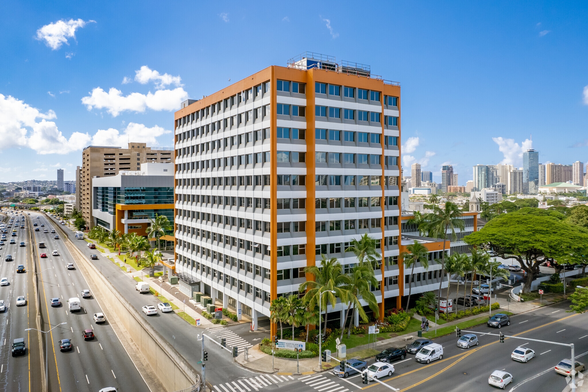 1319 Punahou St, Honolulu, HI for lease Primary Photo- Image 1 of 5