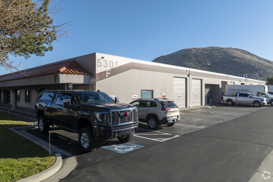 5301 Longley Ln, Reno, NV à louer - Photo principale - Image 1 de 3