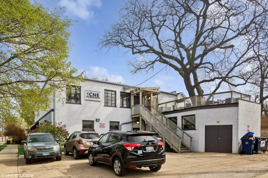 1335 Dodge Ave, Evanston, IL à vendre - Photo du bâtiment - Image 2 de 23