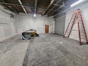 550 Paiea St, Honolulu, HI for lease Interior Photo- Image 2 of 3