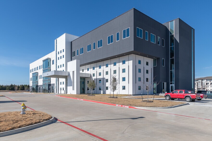 4650 President George Bush Hwy, Sachse, TX à louer - Photo du bâtiment - Image 1 de 25