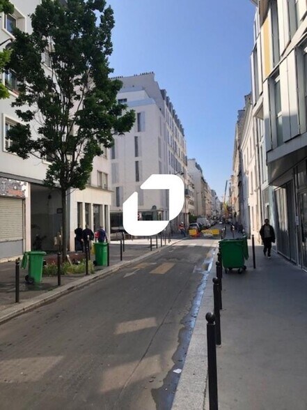 Office in Paris for sale - Building Photo - Image 3 of 11