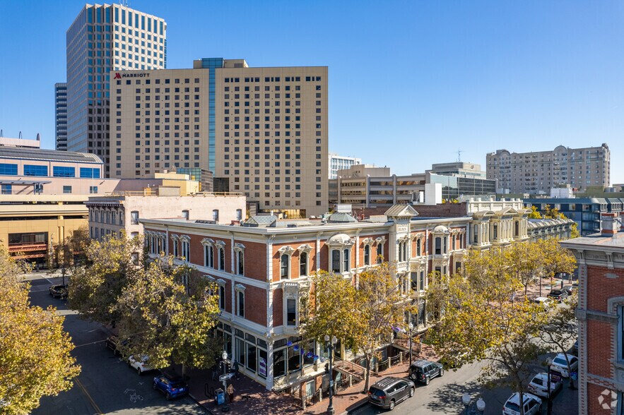 452 8th St, Oakland, CA for lease - Aerial - Image 2 of 23