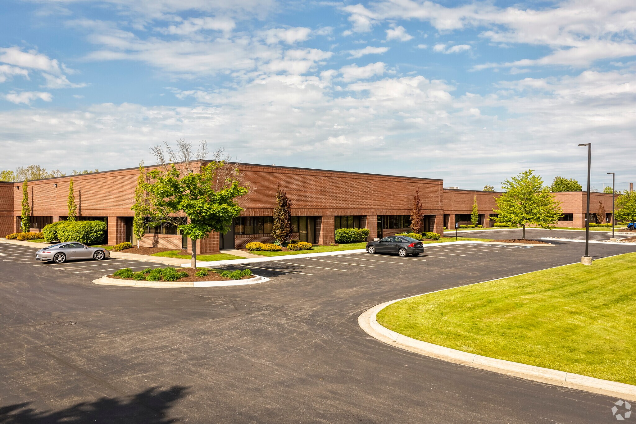 44696-44808 Helm St, Plymouth, MI for lease Primary Photo- Image 1 of 11