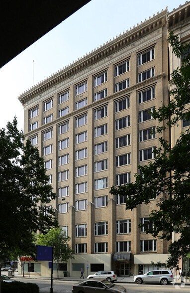 200 Fayetteville St, Raleigh, NC à louer - Photo du bâtiment - Image 2 de 18