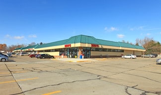 Plus de détails pour 19600-19654 W 130th St, Strongsville, OH - Commerce de détail à louer