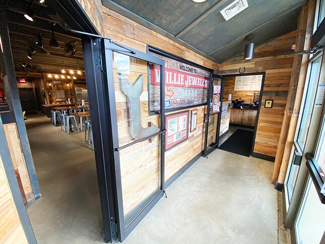 565-569 Amherst St, Nashua, NH à louer - Photo du bâtiment - Image 3 de 10